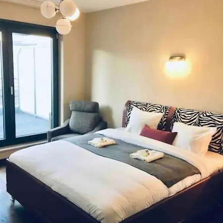아파트 Spacious Modern Flat In The Heart Of Center-9